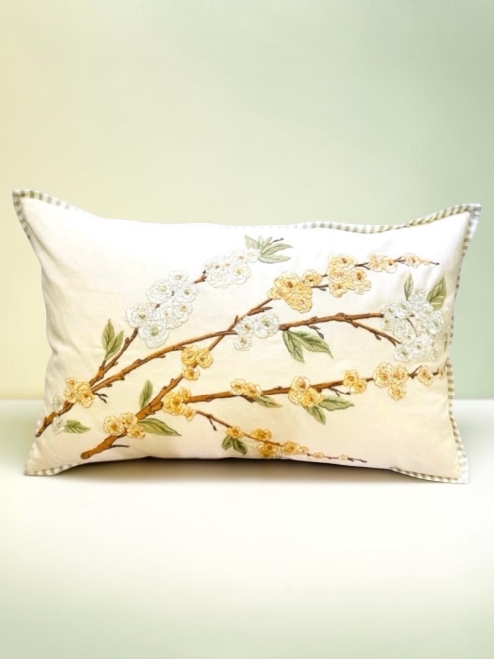 POTTERY BARN LINEN COTTON EMBROIDERED THROW PILLOW 16x26